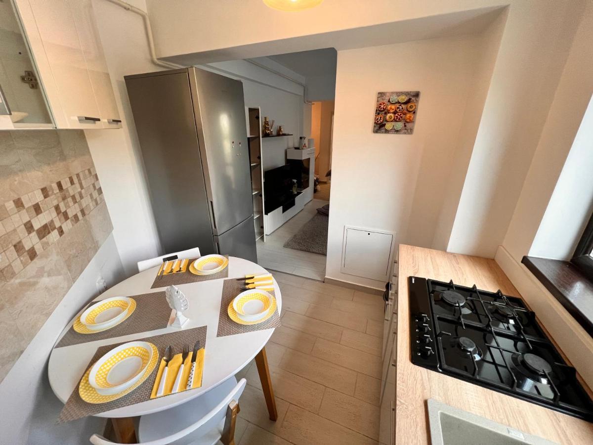 2 Rooms Apartment Airy & Bright Relax Iasi Exteriér fotografie
