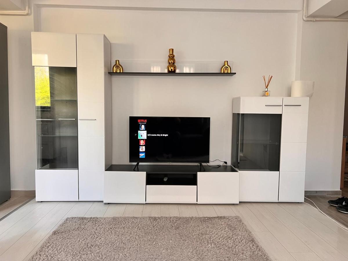 2 Rooms Apartment Airy & Bright Relax Iasi Exteriér fotografie